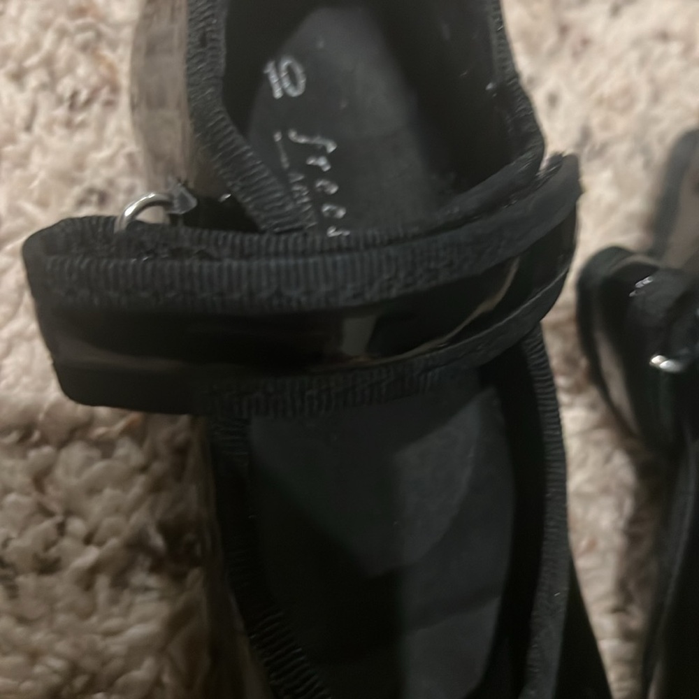 Black freestyle tap shoes 10c super cute like new - Picture 4 of 4